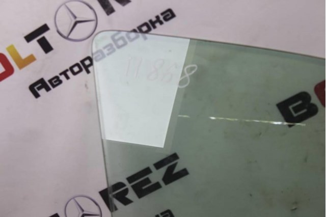 A1637200218 MERCEDES Стекло двери передней правой купить в Полтава