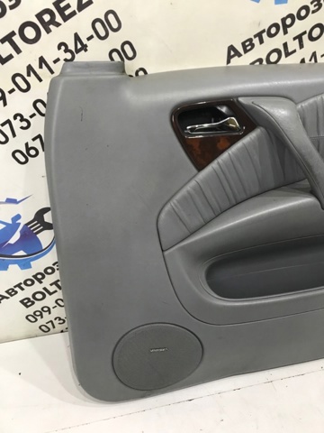 MERCEDES A1637203670 Обшивка (облицовка) внутренняя двери передней правой в наличии Винница