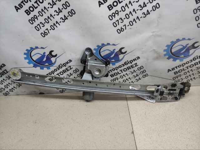  Механизм стеклоподъемника правой задней двери A1637301046 MERCEDES