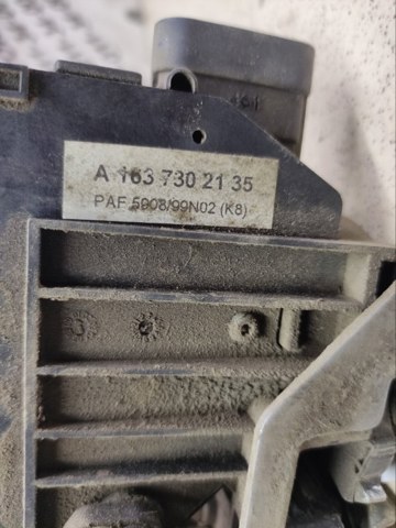 MERCEDES A1637302135 Замок двери задней левой в наличии Киев