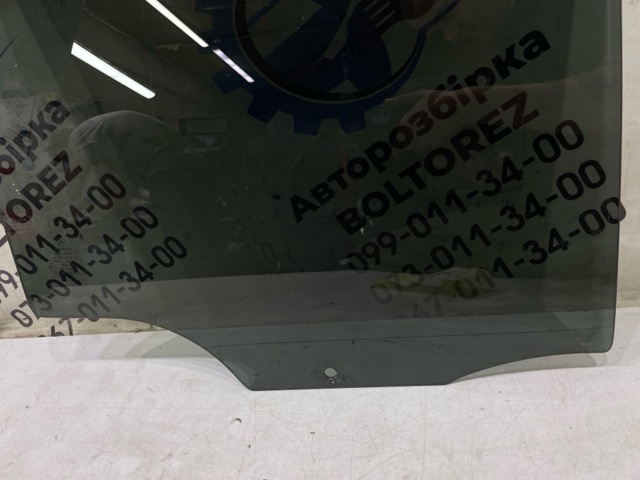 MERCEDES A1637352010 Стекло двери задней правой в наличии Запорожье