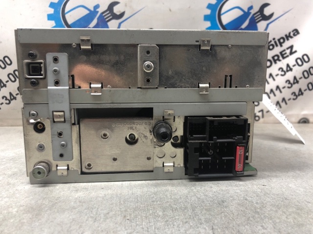 MERCEDES 1638203689 Магнитола (радио AM/FM), универсальная в наличии Кривой Рог