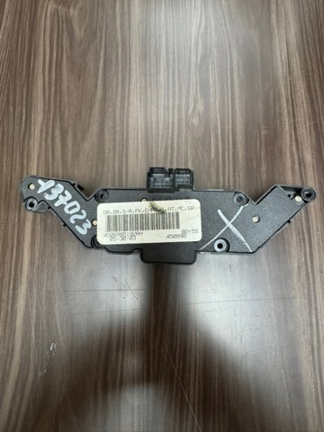 1638203710 MERCEDES купить в Ровно