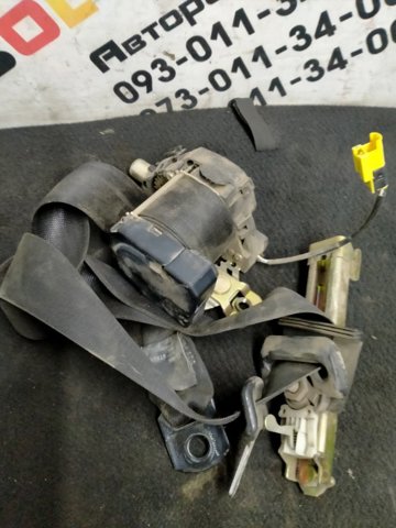 Ремень безопасности передний левый A1638601385 MERCEDES