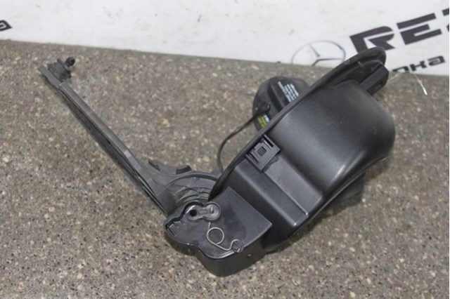 A1646300867 MERCEDES Горловина топливного бака купить в Ужгород