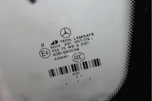 MERCEDES A1646700101 Лобовое стекло в наличии Ирпень
