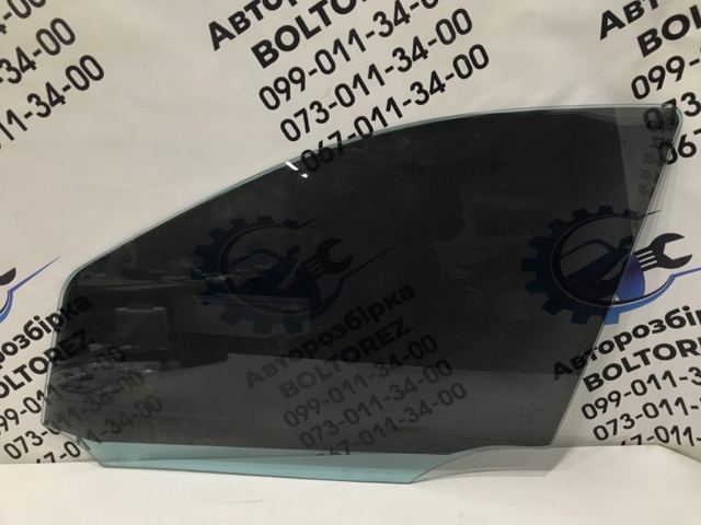 Стекло двери передней левой A1647200720 MERCEDES