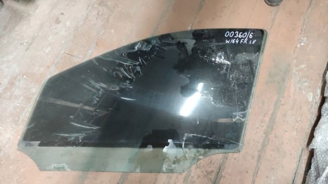 Окно (передней двери) двери A1647250910 MERCEDES