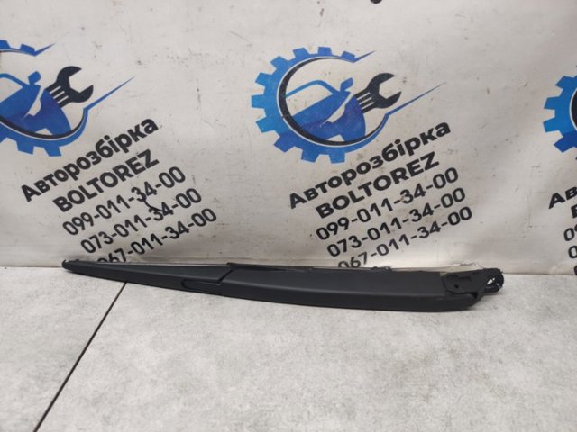 Рычаг-поводок стеклоочистителя заднего стекла A1648200744 MERCEDES