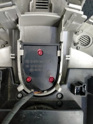 MERCEDES 1648207185 в наличии Запорожье