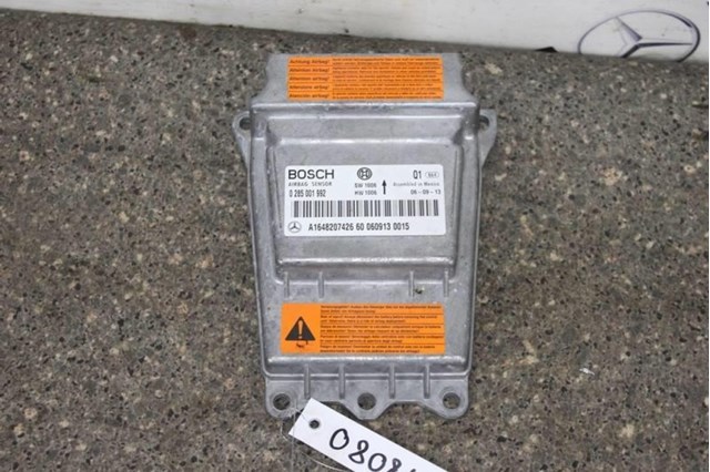 Модуль-процессор управления подушкой безопасности A1648207426 MERCEDES