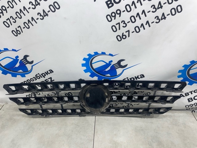 A1648801185 Решетка радиатора купить Полтава
