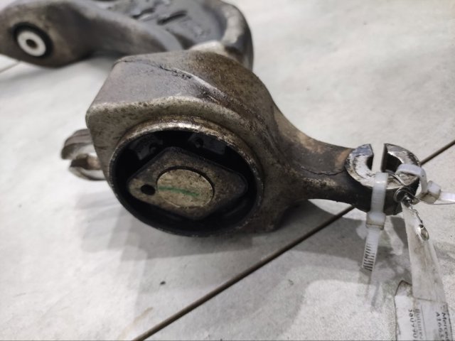A1663300207 MERCEDES Нижний рычаг купить в Ужгород