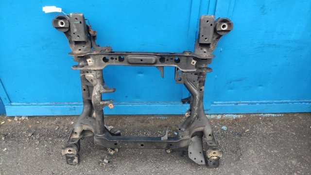 Подрамник передней подвески A1663302200 MERCEDES