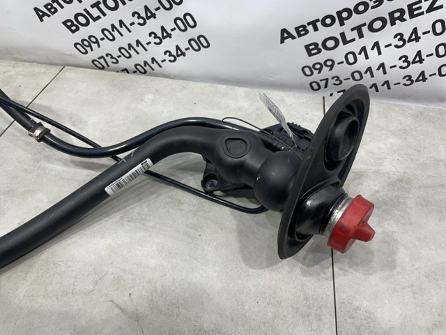 MERCEDES A1664700520 Заливная горловина топливного бака в наличии Одесса