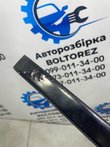 A1666901280 MERCEDES Молдинг лобового стекла правый купить в Павлоград