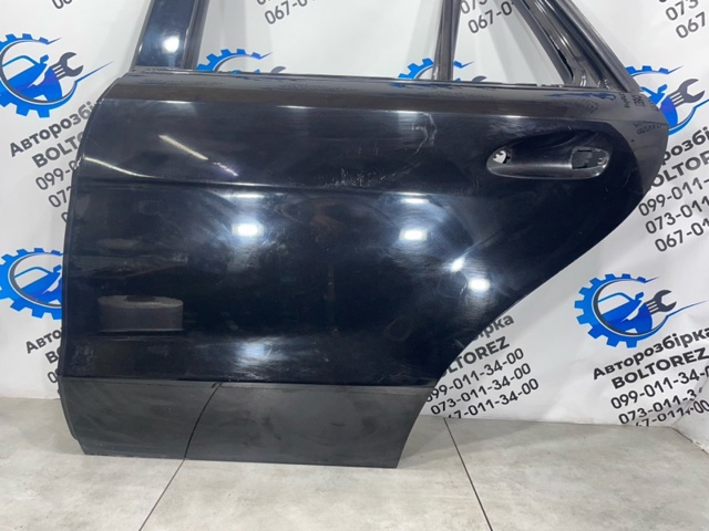 Задняя левая дверь A1667300105 MERCEDES