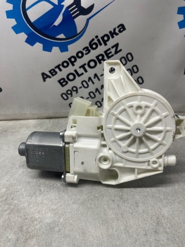 A1669060601 MERCEDES Мотор стеклоподъемника двери задней правой купить в Одесса