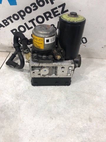 Петля багажника A1687400437 MERCEDES