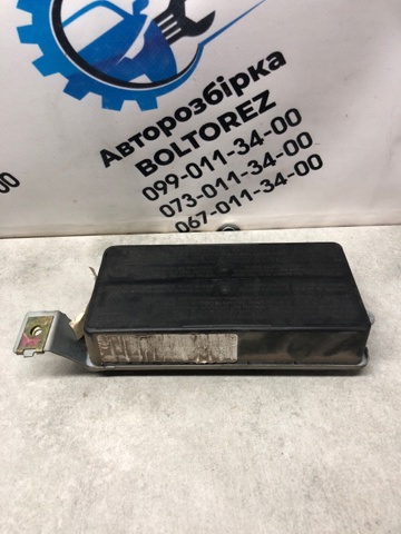 Подушка безопасности (AIRBAG) двери передней правой A1688600205 MERCEDES