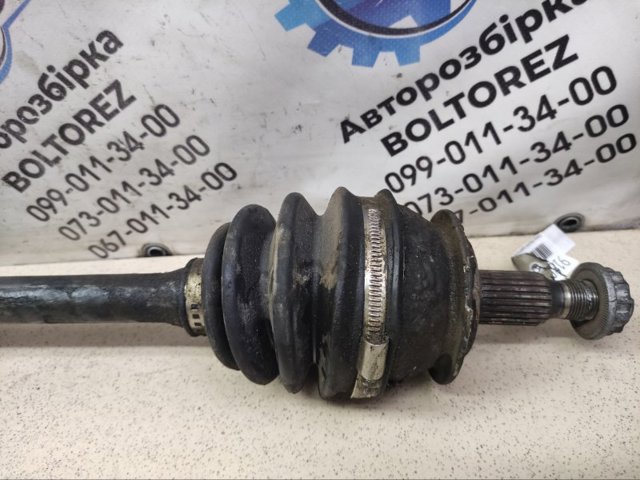A1693705672 MERCEDES Правая полуось купить в Львов
