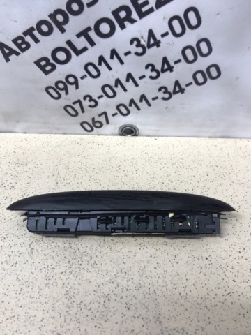 A1715420123 MERCEDES Дисплей парктроника купить в Сумы