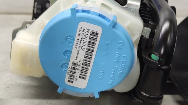 A17686021859C94 MERCEDES Левый ремень безопасности купить в Ужгород