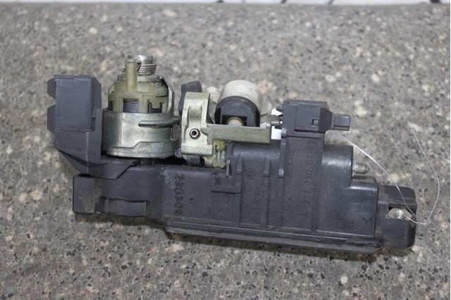 A2037500093 MERCEDES Замок багажника купить в Одесса