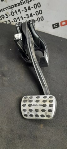 Педаль тормоза A2042902001 MERCEDES
