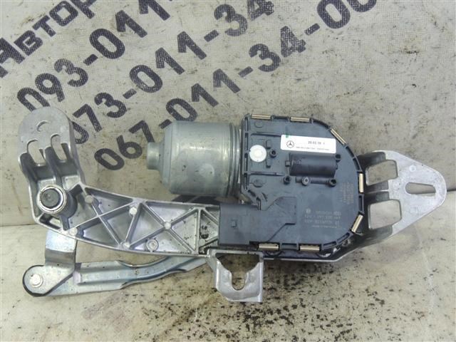 MERCEDES A2047202579 Стеклоподъемник передней правой двери в наличии Ирпень