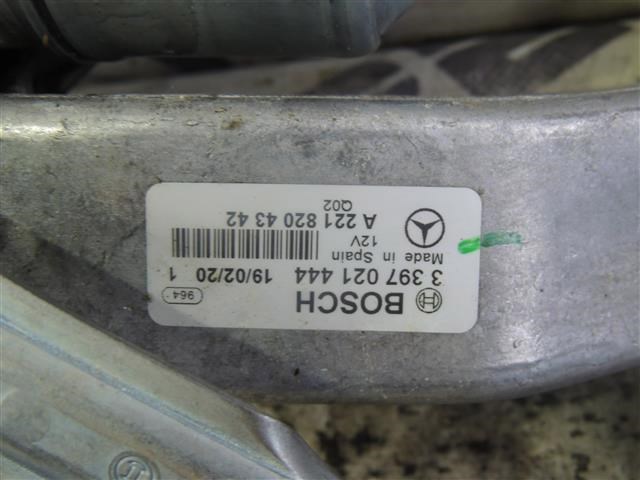 MERCEDES A2047202579 Стеклоподъемник передней правой двери в наличии Полтава