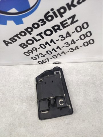 A2047270387 MERCEDES Прокладка двери передней купить в Запорожье
