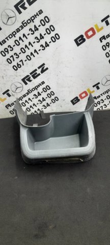 MERCEDES A20476002709197 Ручка двери правой наружная передняя/задняя в наличии Павлоград