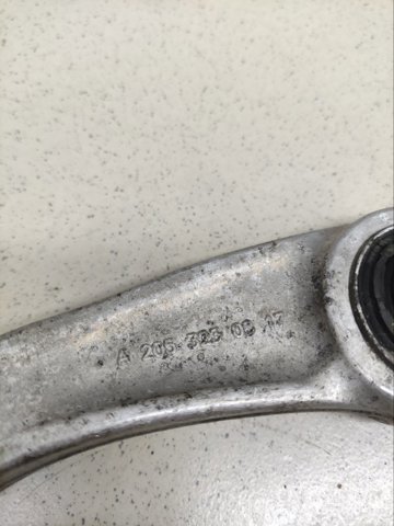 A2053230817 MERCEDES Стойка переднего стабилизатора правая купить в Харьков