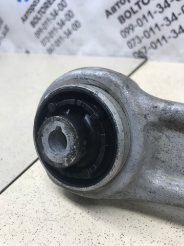 MERCEDES A2053301907 Рычаг передней подвески левый в наличии Черновцы