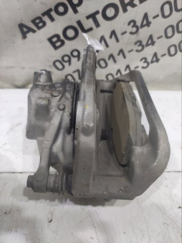 MERCEDES A2054210381 Суппорт тормозной передний левый в наличии Николаев