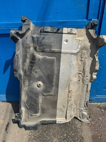 A2055200423 MERCEDES Защита двигателя задняя купить в Николаев