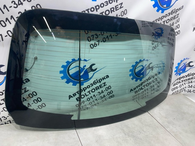 MERCEDES A2056704600 Стекло заднее в наличии Киев