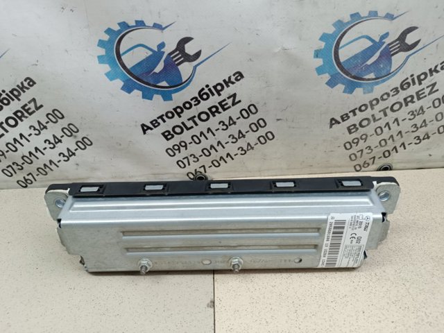 Подушка безопасности защиты коленей A2058601600 MERCEDES
