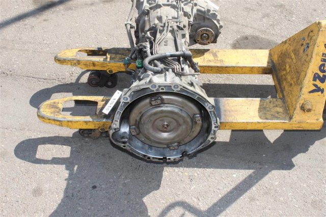 MERCEDES A2088800128 Петля капота левая в наличии Чернигов