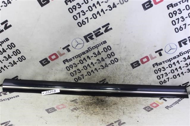 Накладка передней левой двери A2106900382 MERCEDES