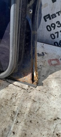 Пассажирская передняя дверь A2107201605 MERCEDES