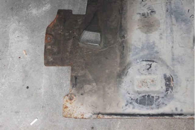MERCEDES 2115240401 в наличии Кривой Рог