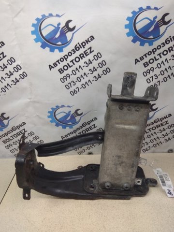 A2116200895 MERCEDES Кронштейн бампера переднего правый купить в Полтава