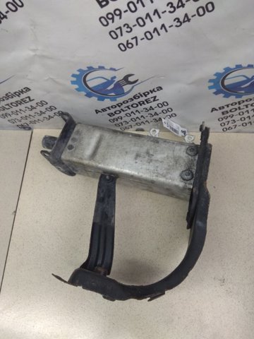 A2116200895 MERCEDES Кронштейн бампера переднего правый купить в Полтава