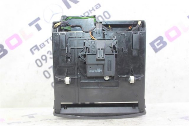 Кнопка аварийной сигнализации A2116800552 MERCEDES
