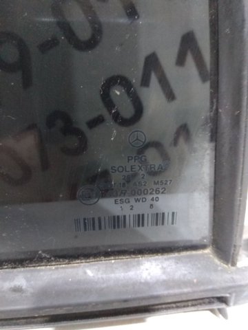 A2117300255 MERCEDES Стекло-форточка двери задней правой купить в Украина