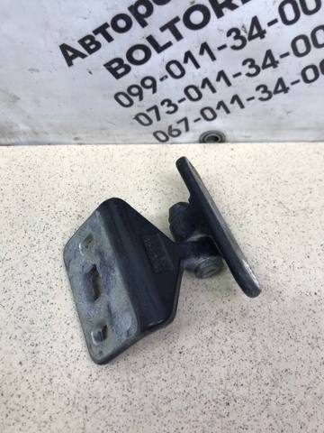 MERCEDES A2117301237 Петля двери задней правой в наличии Ровно