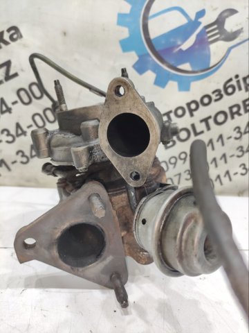 MERCEDES A2117301237 Петля двери задней правой в наличии Киев