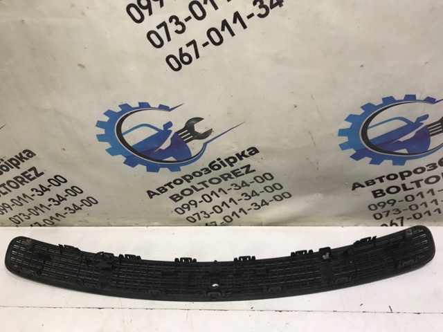 MERCEDES A21188000059197 Решетка капота в наличии Одесса